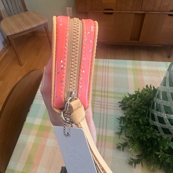 Consuela Shine Wallet - Picture 6 of 8